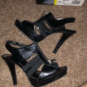 Black 7.5 heels